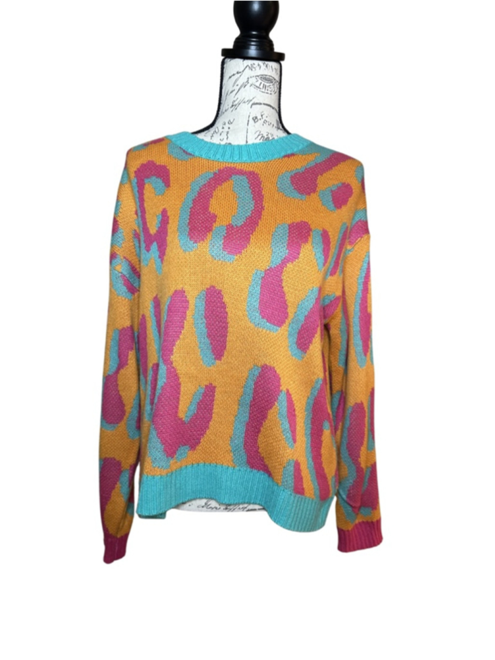 Cider Size Medium Colorful Leopard Ribbed Trim Pullover Crew Neck Sweater